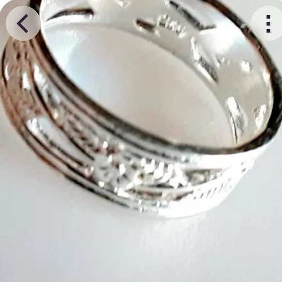 NEW Wide Band Sterling Silver Ring - Approximate Sz 6 - 6.5 - Picture 2 of 4